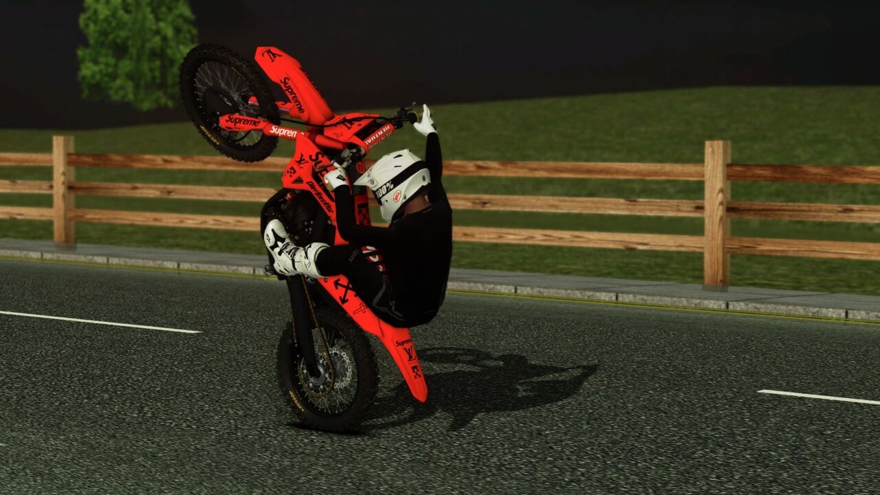 dirt bike supreme